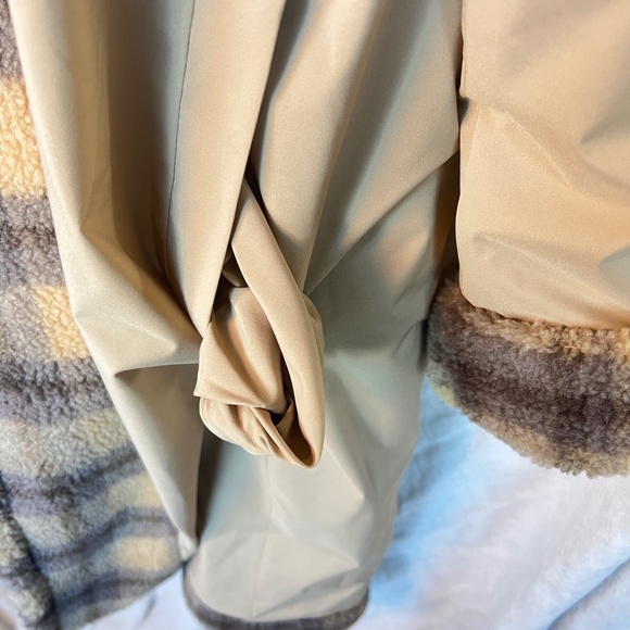 Kendall + Kylie Faux Fur Plaid Teddy Coat L - Picture 13 of 13